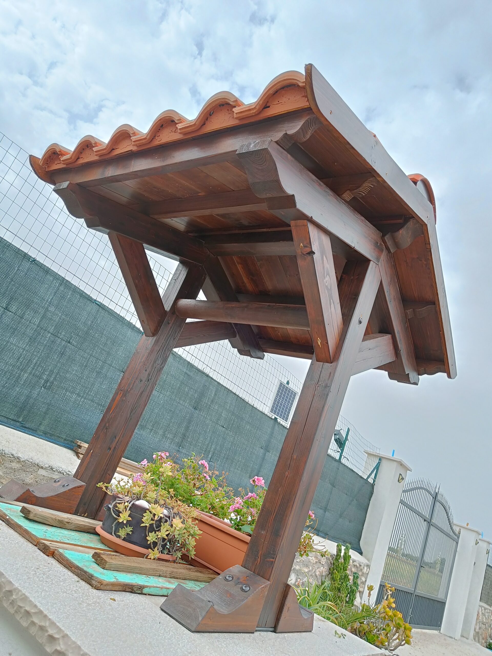 Pensiline Strutture in legno STRUTTURE IN LEGNO FRATELLI MIGLIONICO a San Giovanni Rotondo