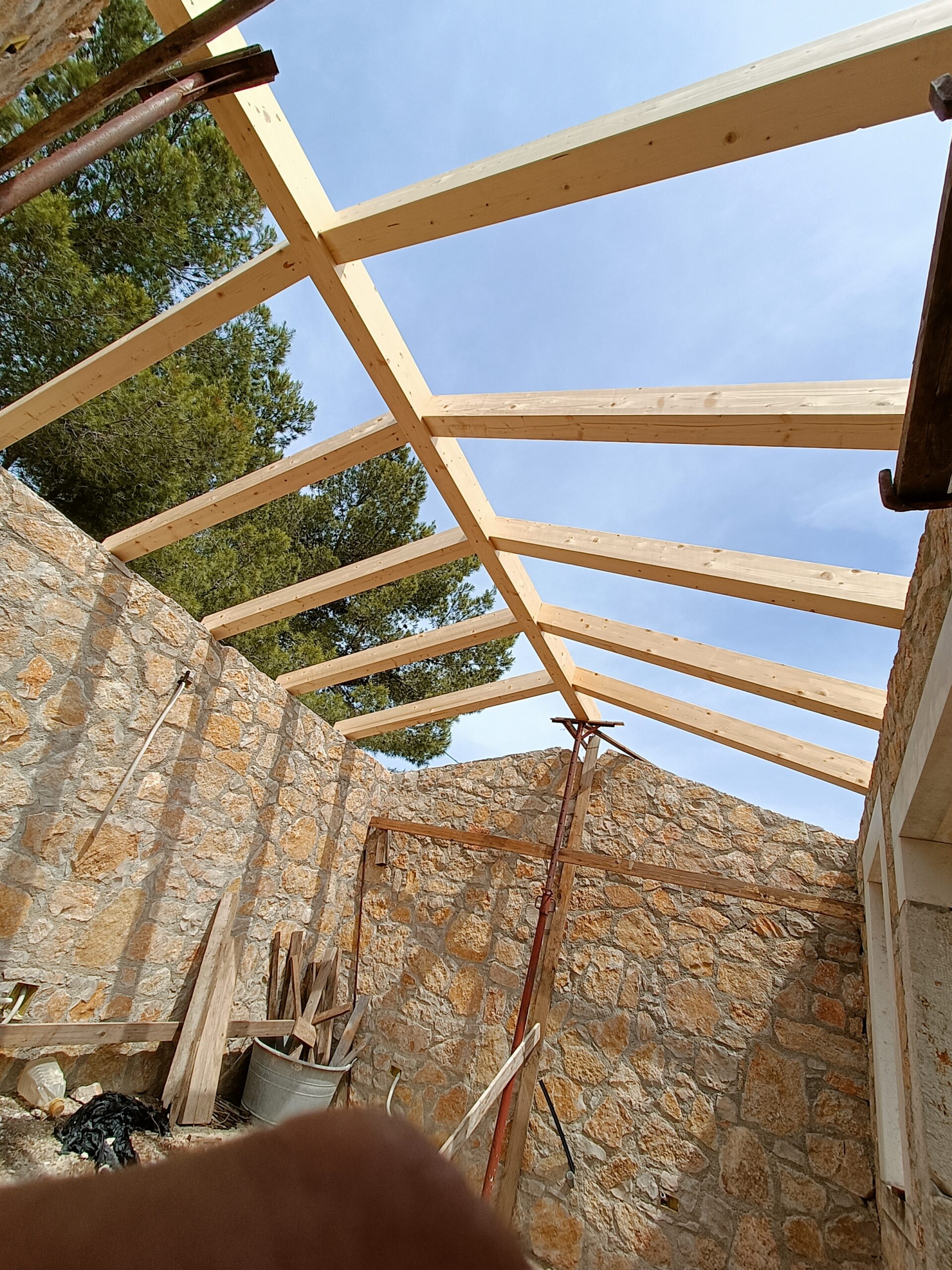 Tetti Strutture in legno STRUTTURE IN LEGNO FRATELLI MIGLIONICO a San Giovanni Rotondo