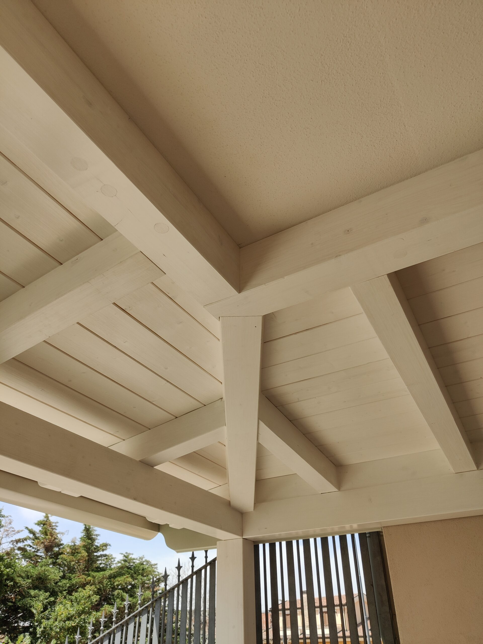 Porticati Strutture in legno STRUTTURE IN LEGNO FRATELLI MIGLIONICO a San Giovanni Rotondo